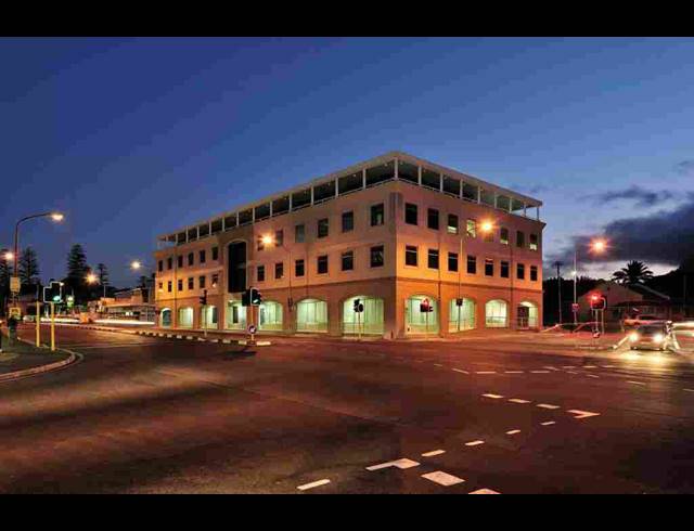 169M² OFFICE TO LET IN CLAREMONT